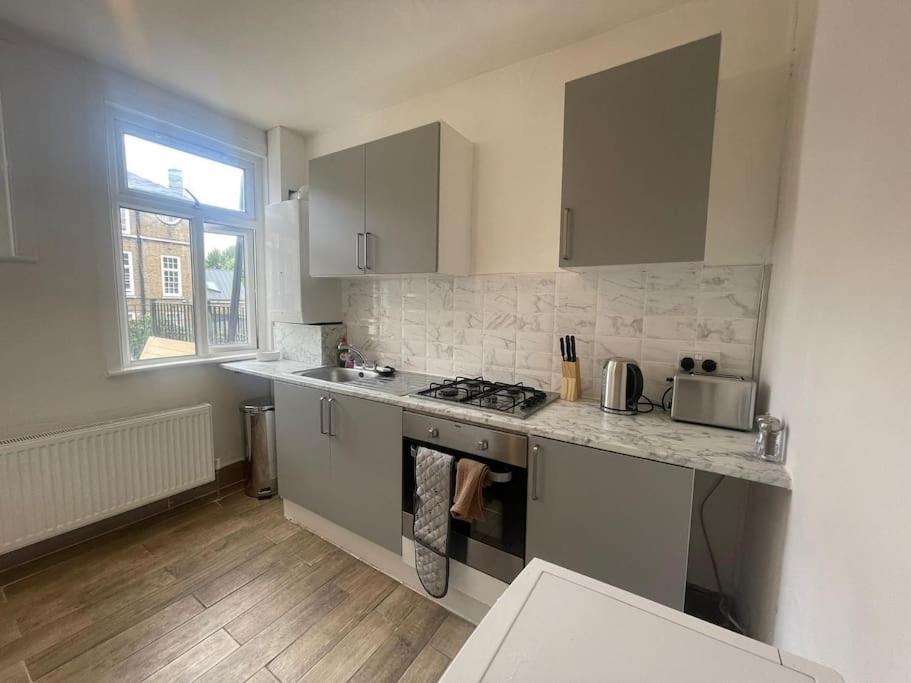 Lovely 2 Bed On Tower Bridge Londra Dış mekan fotoğraf